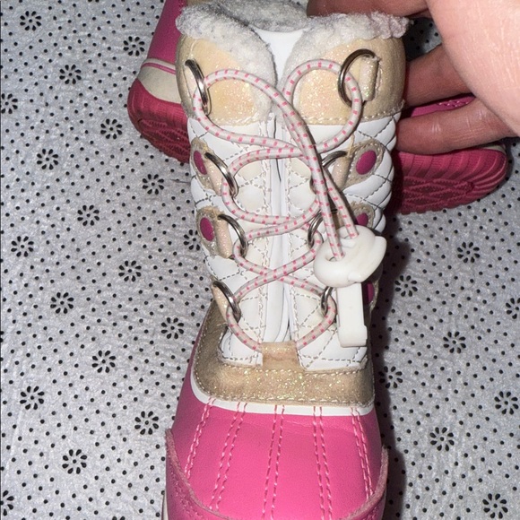 🛍 CUTE LITTLE GIRLS Boot SIZE 8 🛍 - Picture 3 of 7
